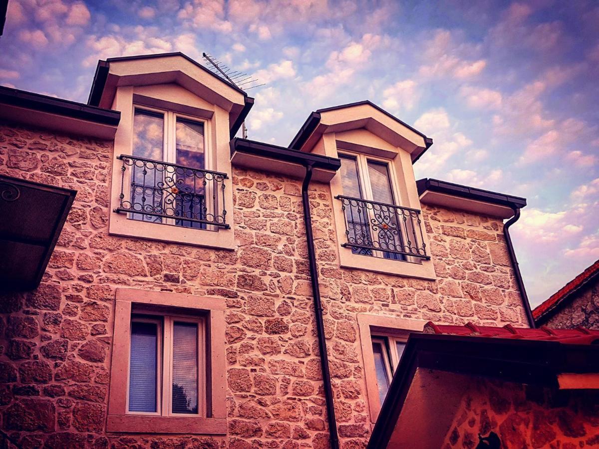 Apartmani Marina Gradac Carnac Ngoại thất bức ảnh