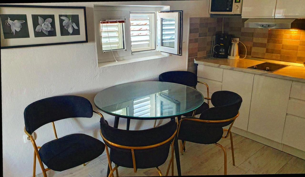 Apartmani Marina Gradac Carnac Ngoại thất bức ảnh